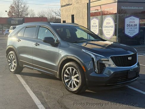 Used 2019 Cadillac XT4 Sport image 2