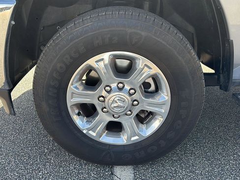 Used 2024 RAM 2500 Big Horn w/ Bed Utility Group image 8