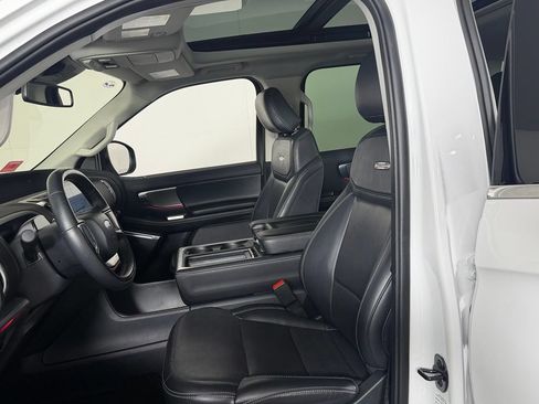 Used 2025 Ford Expedition Max Platinum AWD/4WD image 20