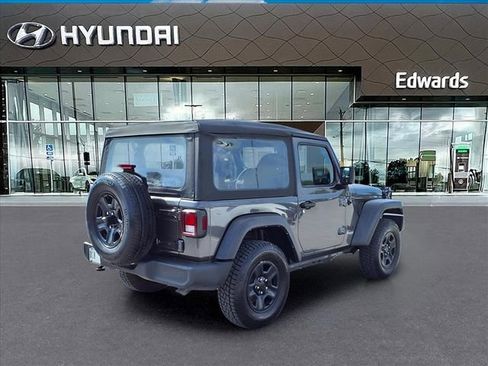 Used 2021 Jeep Wrangler Sport image 7