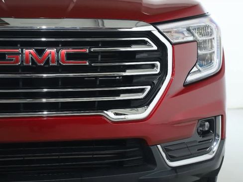 Used 2023 GMC Terrain SLT image 7