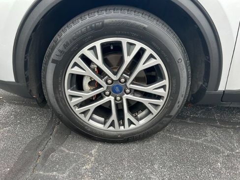 Used 2020 Ford Escape SEL AWD/4WD image 36