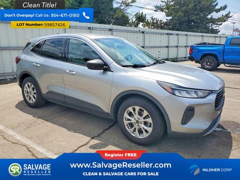 Used 2023 Ford Escape Active w/ Cold Weather Package FWD image 5