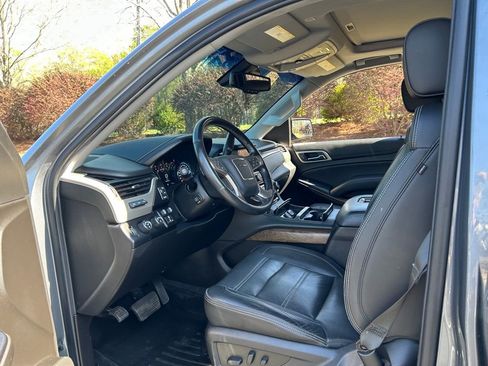Used 2020 GMC Yukon XL Denali w/ Open Road Package image 42