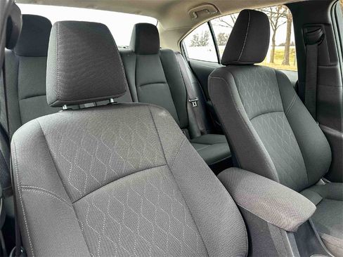 Used 2024 Toyota Corolla LE image 22