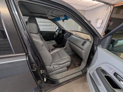 Used 2005 Honda Pilot EX-L image 31