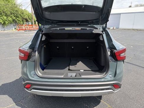 New 2026 Chevrolet Trax LT w/ Driver Confidence Package FWD image 15