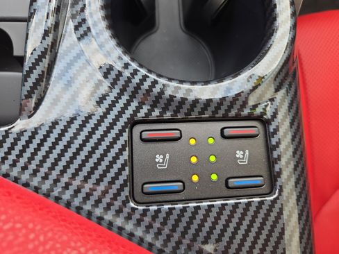 Used 2024 Toyota Camry XSE image 28