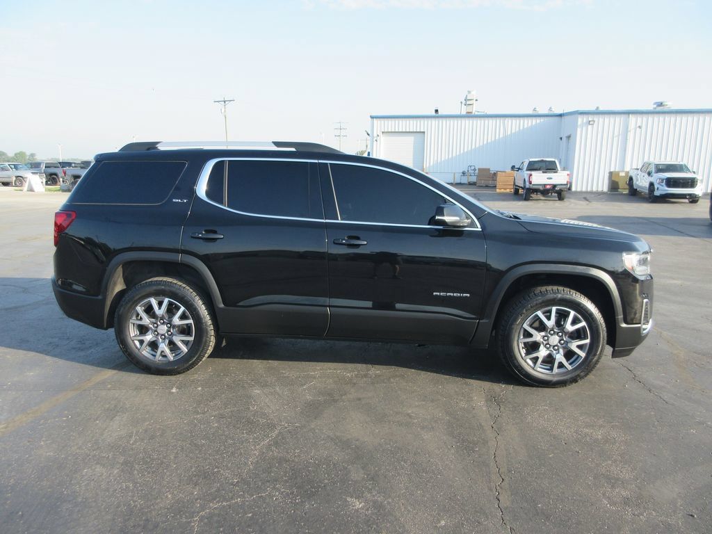 Certified 2023 GMC Acadia SLT FWD image 5
