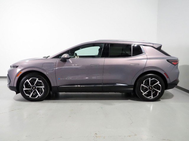 Used 2024 Chevrolet Equinox EV FWD LT w/ 2LT image 8