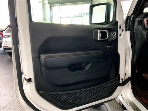 Used 2021 Jeep Gladiator Mojave AWD/4WD image 10