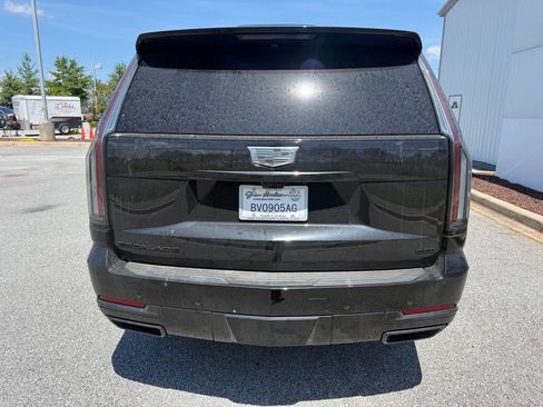 Used 2026 Cadillac Escalade Platinum Sport w/ LPO, ONYX Package AWD/4WD image 5
