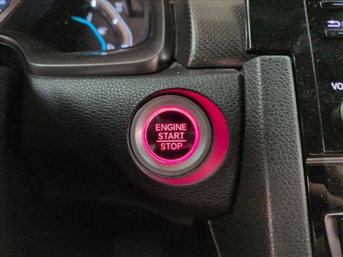 Used 2019 Honda Civic EX image 12