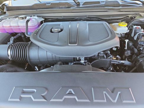 New 2026 RAM 1500 Big Horn AWD/4WD image 17