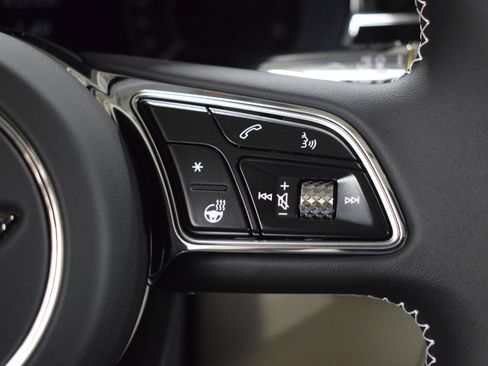 New 2025 Bentley Flying Spur Plug-In Hybrid image 27