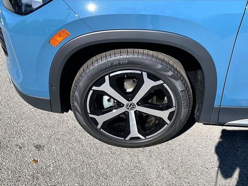 New 2026 Volkswagen Tiguan SE image 13