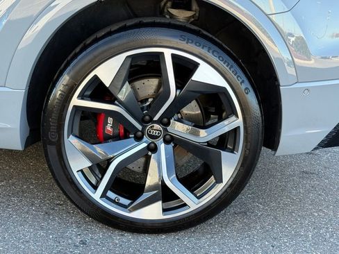 Certified 2024 Audi RS Q8 4.0T w/ Black Optic Package image 79