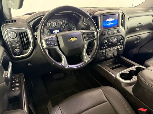 Used 2021 Chevrolet Silverado 1500 LTZ AWD/4WD image 18