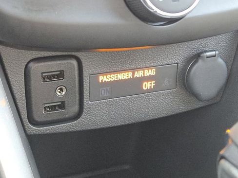 Used 2022 Chevrolet Trax LS w/ Tint and Cruise Package image 6