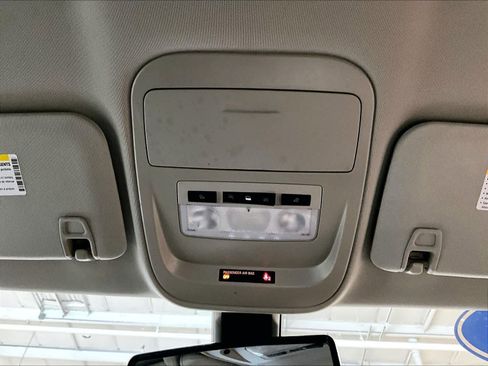 Used 2019 Chevrolet Colorado ZR2 w/ ZR2 Midnight Special Edition image 22