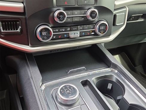 Certified 2023 Ford Expedition XLT image 29