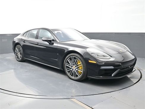 Used 2017 Porsche Panamera Turbo image 24