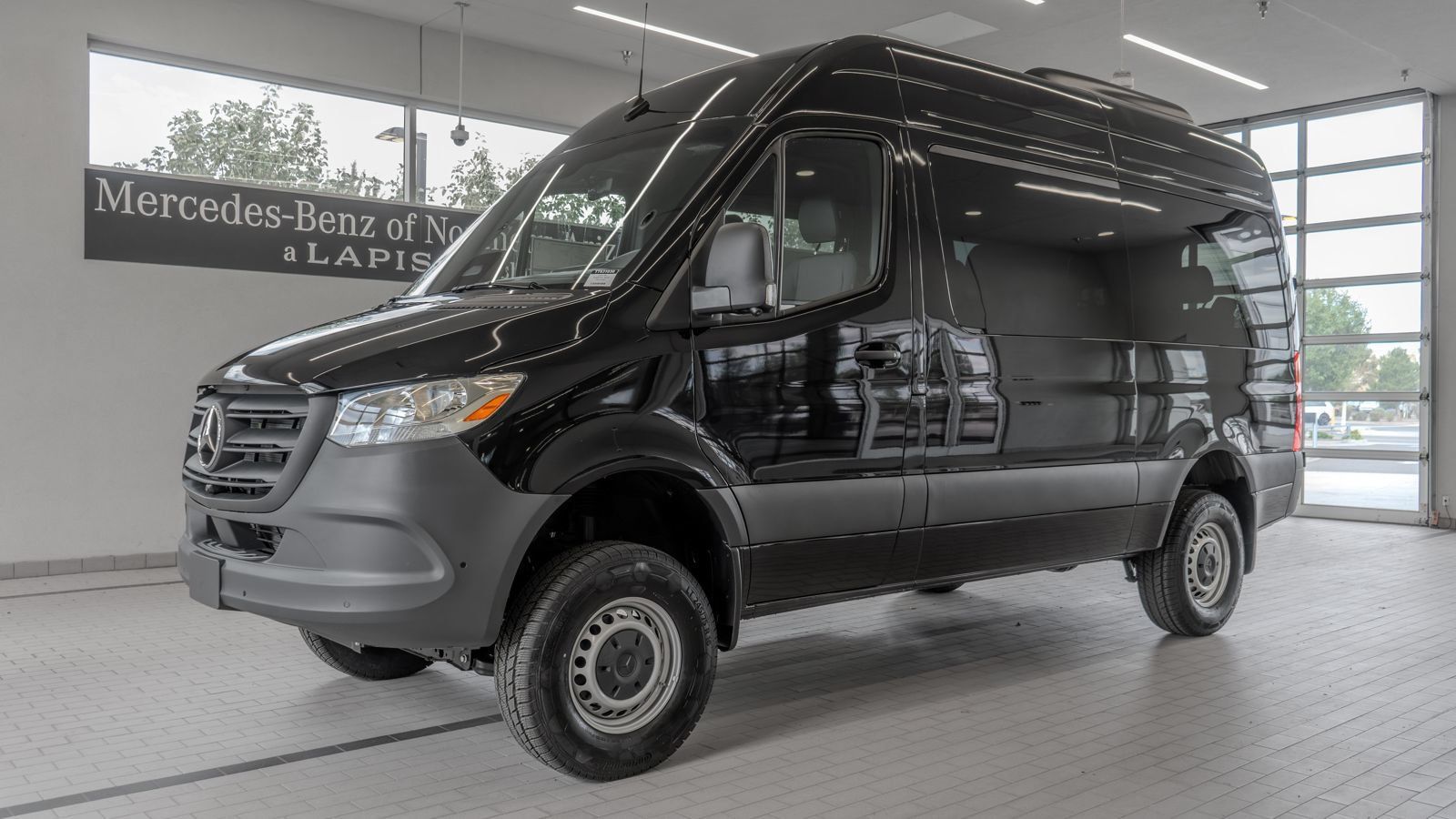 New 2026 Mercedes-Benz Sprinter 2500 image 3