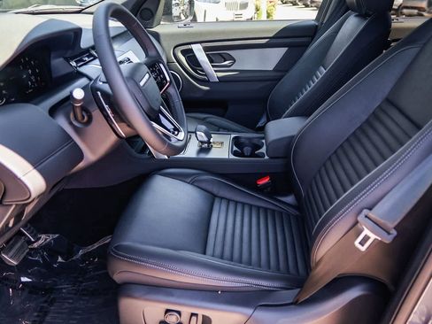 New 2026 Land Rover Discovery Sport Landmark image 19