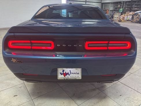 Used 2020 Dodge Challenger SXT RWD image 7