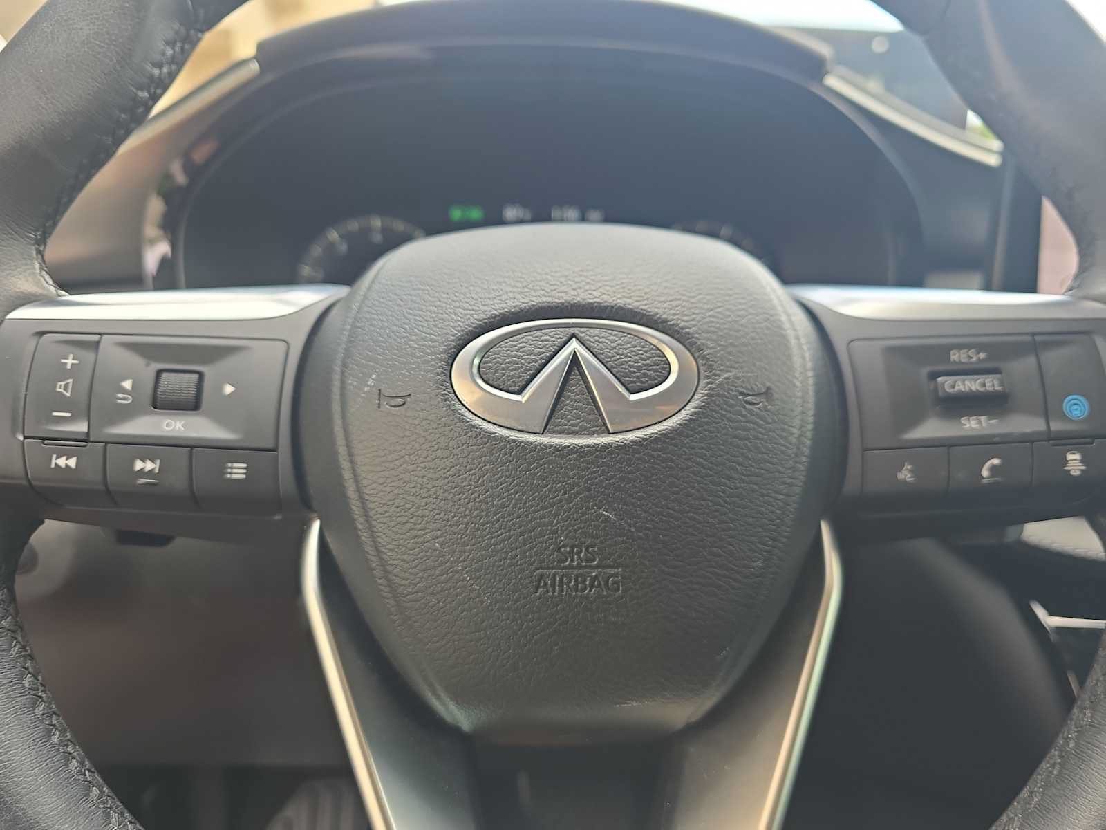 Used 2023 INFINITI QX60 Luxe w/ Cargo Package AWD/4WD image 24