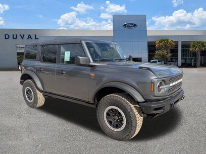 New 2025 Ford Bronco Badlands w/ Sasquatch Package