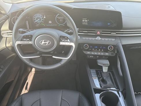 New 2026 Hyundai Elantra Limited FWD image 24