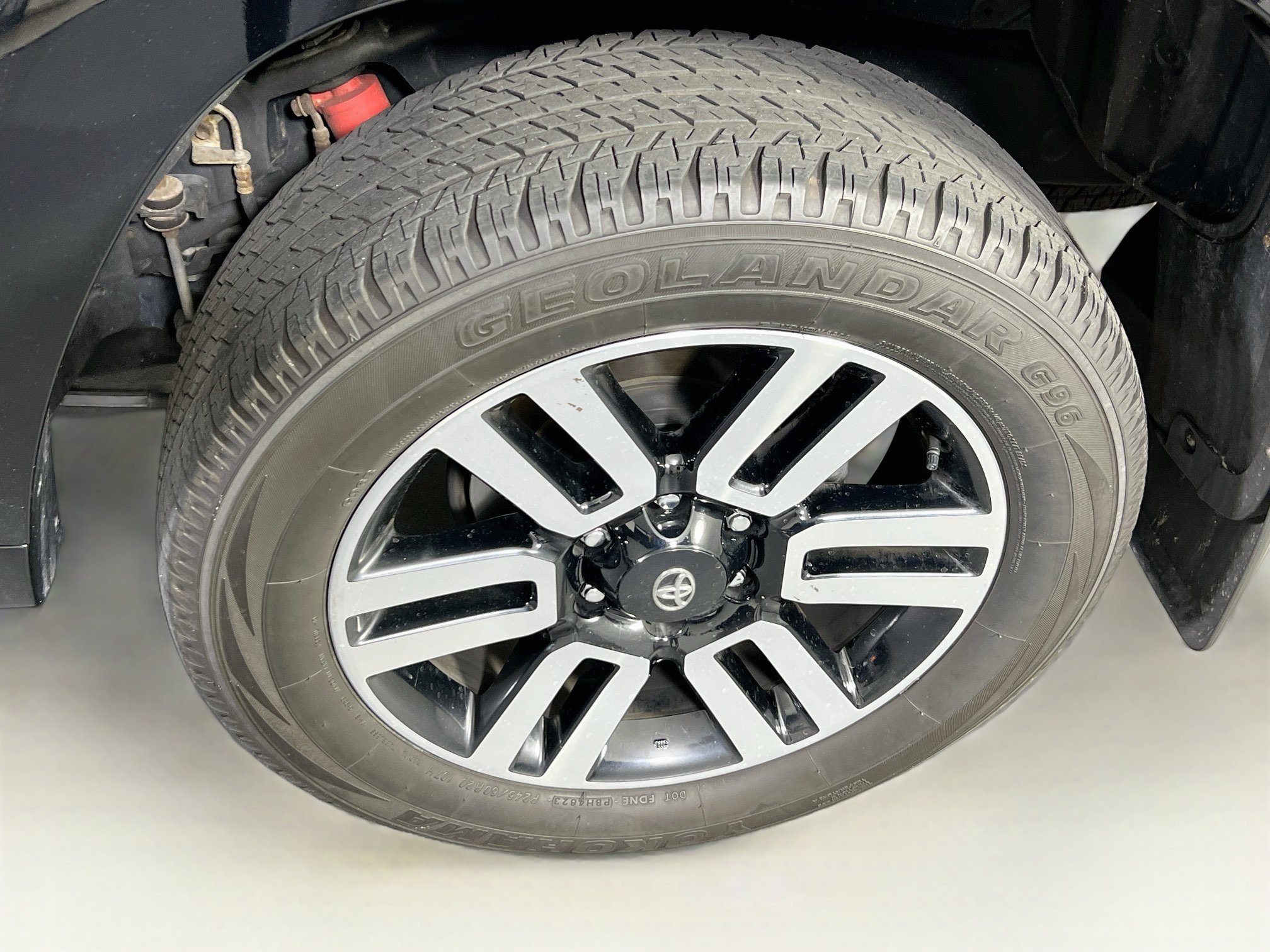 Used 2024 Toyota 4Runner Limited AWD/4WD image 31