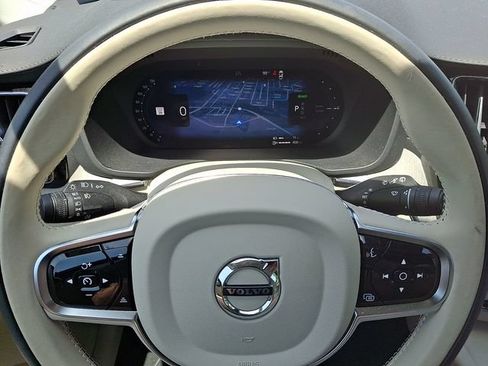 Used 2025 Volvo XC60 T8 Ultra w/ Climate Package AWD/4WD image 20