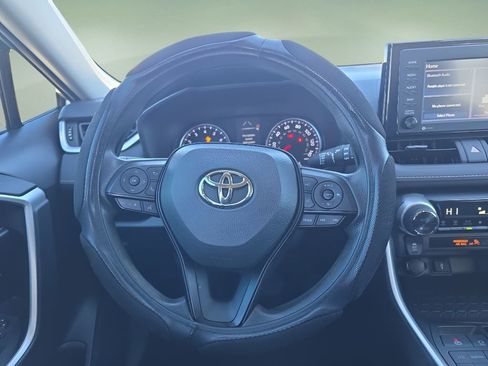 Used 2022 Toyota RAV4 XLE image 26