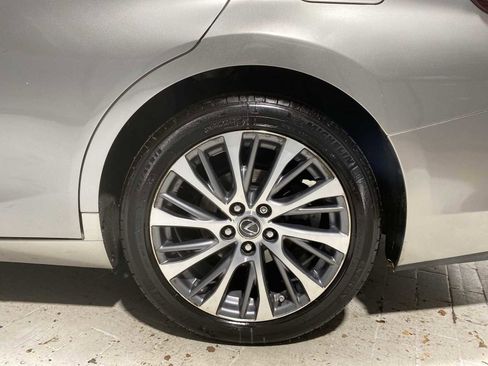 Used 2019 Lexus ES 350 image 8