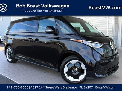 New 2025 Volkswagen ID. Buzz Pro S