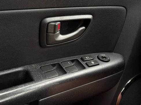 Used 2010 Kia Soul + FWD image 18