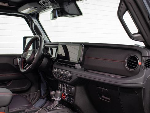 Used 2026 Jeep Wrangler Moab image 21
