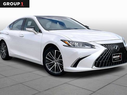 Used 2025 Lexus ES 350 w/ Premium Package image 2