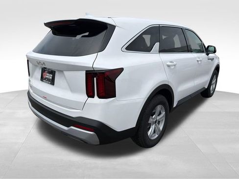 New 2026 Kia Sorento LX FWD image 7