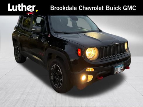 Used 2017 Jeep Renegade Trailhawk image 1