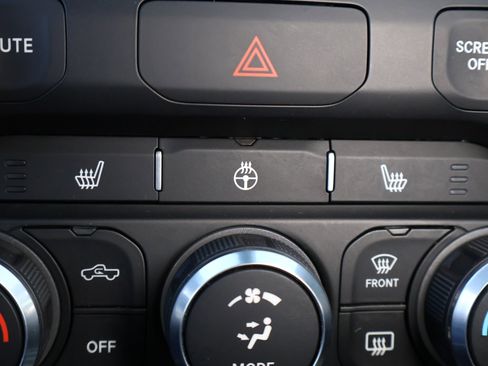 Used 2020 RAM 1500 Big Horn image 6