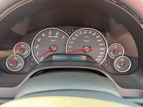 Used 2006 Chevrolet Corvette Convertible w/ Preferred Equipment Group RWD image 34