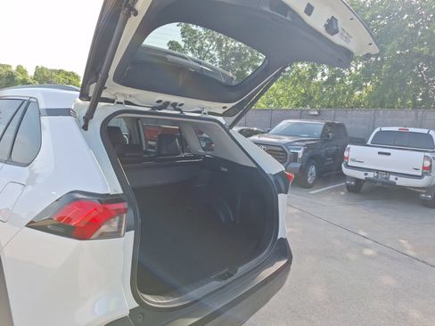 Used 2021 Toyota RAV4 Limited w/ Limited Grade Weather Package AWD/4WD image 39