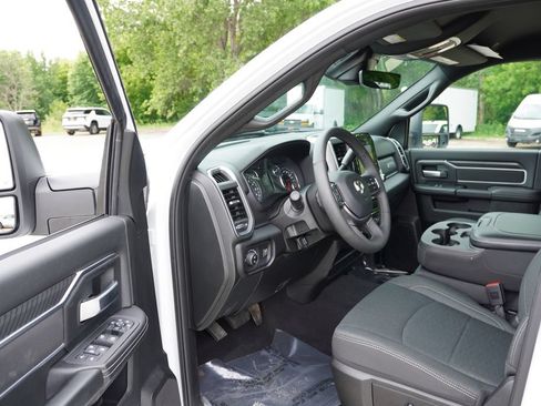 Certified 2026 RAM 2500 Big Horn AWD/4WD image 15