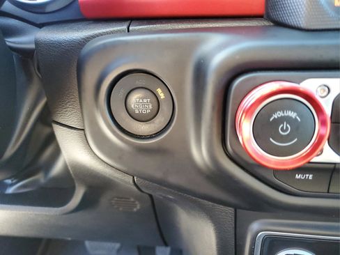 Certified 2022 Jeep Gladiator Rubicon w/ Trailer Tow Package image 21