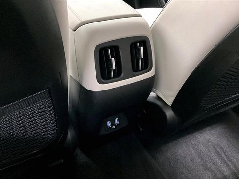 Certified 2023 Hyundai Tucson Limited w/ Cargo Package image 25