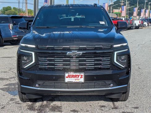 New 2026 Chevrolet Tahoe High Country AWD/4WD image 2