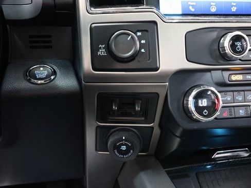 Used 2022 Ford F350 Platinum w/ Tremor Off-Road Package image 84